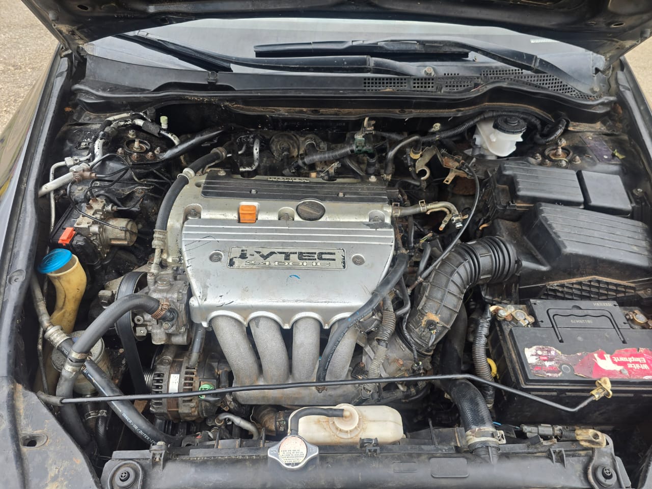 
								DISTRESS ALERT  EXTREMELY SHARP HONDA ACCORD 07 ENGINE AND GEARBOX UNTEMPERED AC CHILLING GOING FOR 3.2M LOCATION ABUJA DEAL full									