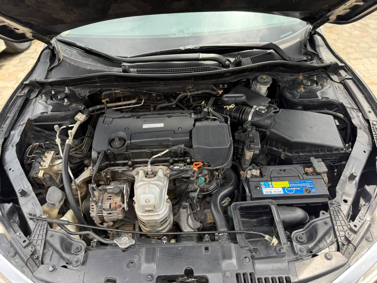 
								MISTAKENLY REGISTERED HONDA ACCORD 2017.  Nothing to fix, everything working perfectly.   BUY AND DRIVE.   💰 10.5 m  📍Abuja  🚨 Hurry before SOLD! full									