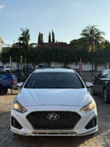 FORIEGN USED HYUNDAI SONATA 2018.   Nothing to fix, everything working perfectly.   BUY AND DRIVE.   💰 18.7 m  📍Abuja  🚨 Hurry before SOLD!