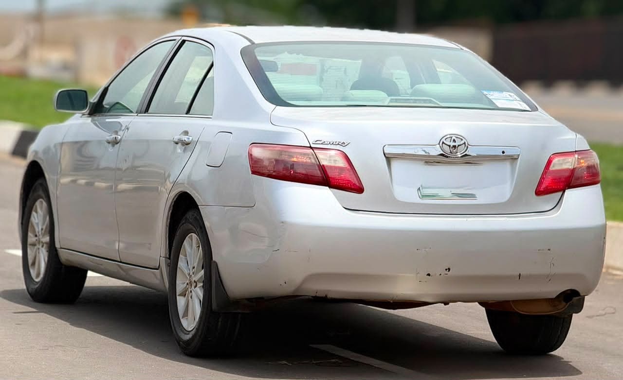 
								NEATLY USED 2008 TOYOTA CAMRY LE IN PRISTINE CONDITION WITH PROPER DOCUMENTATION UNTAMPERED SYSTEM GOING FOR 6M ABUJA DEAL full									