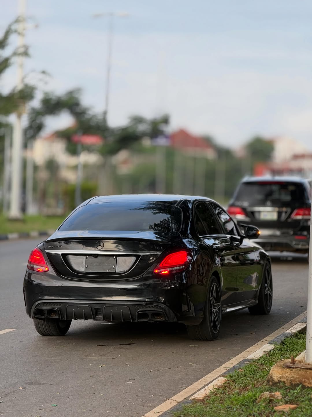 
								UP FOR SALE ‼️‼️‼️ FOREIGN USED MERCEDES BENZ C43 ///AMG 2018 MODEL WITH ORIGINAL DUTY GOING FOR JUST ₦34,500,000 ONLY.📍 LOCATION: ABUJA full									