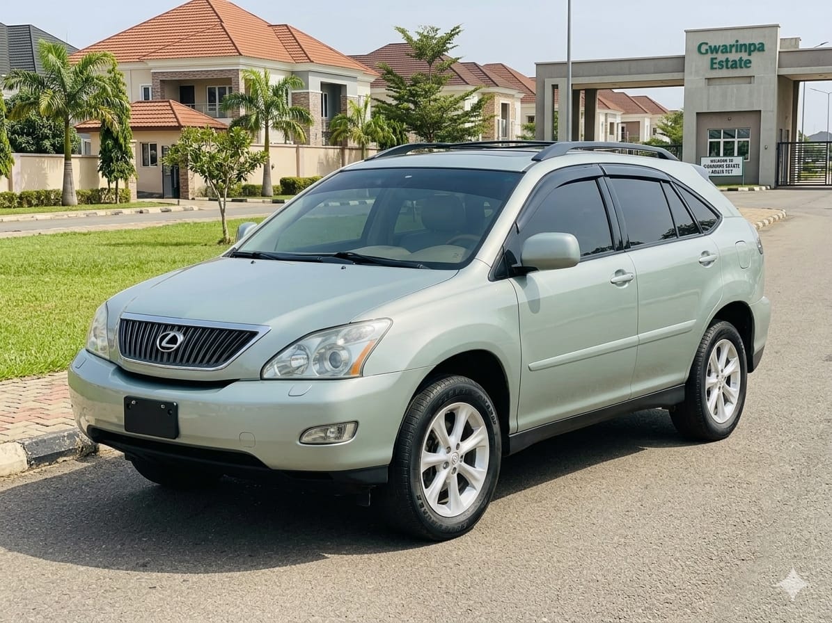 
								* Registered Lexus RX350 2008 Model * Untempered Engine  * Perfect Gear Selection  * Good AC System  * Beautiful Interior  * Original Custom Duty  * Abuja Gwarinpa  * 7.6m full									