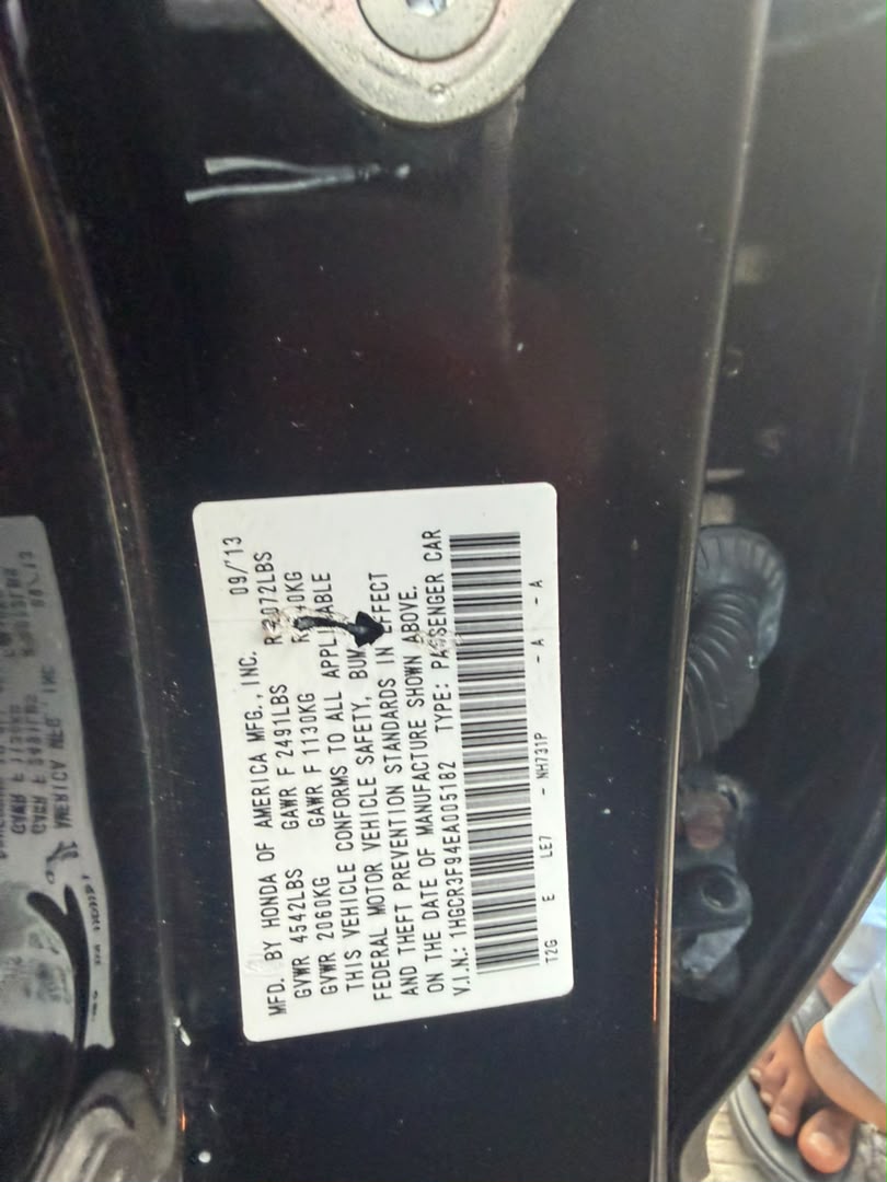 
								CLEAN FOREIGN USED 2016 HONDA ACCORD V6 TOURING  PRICE: 15.5M full									