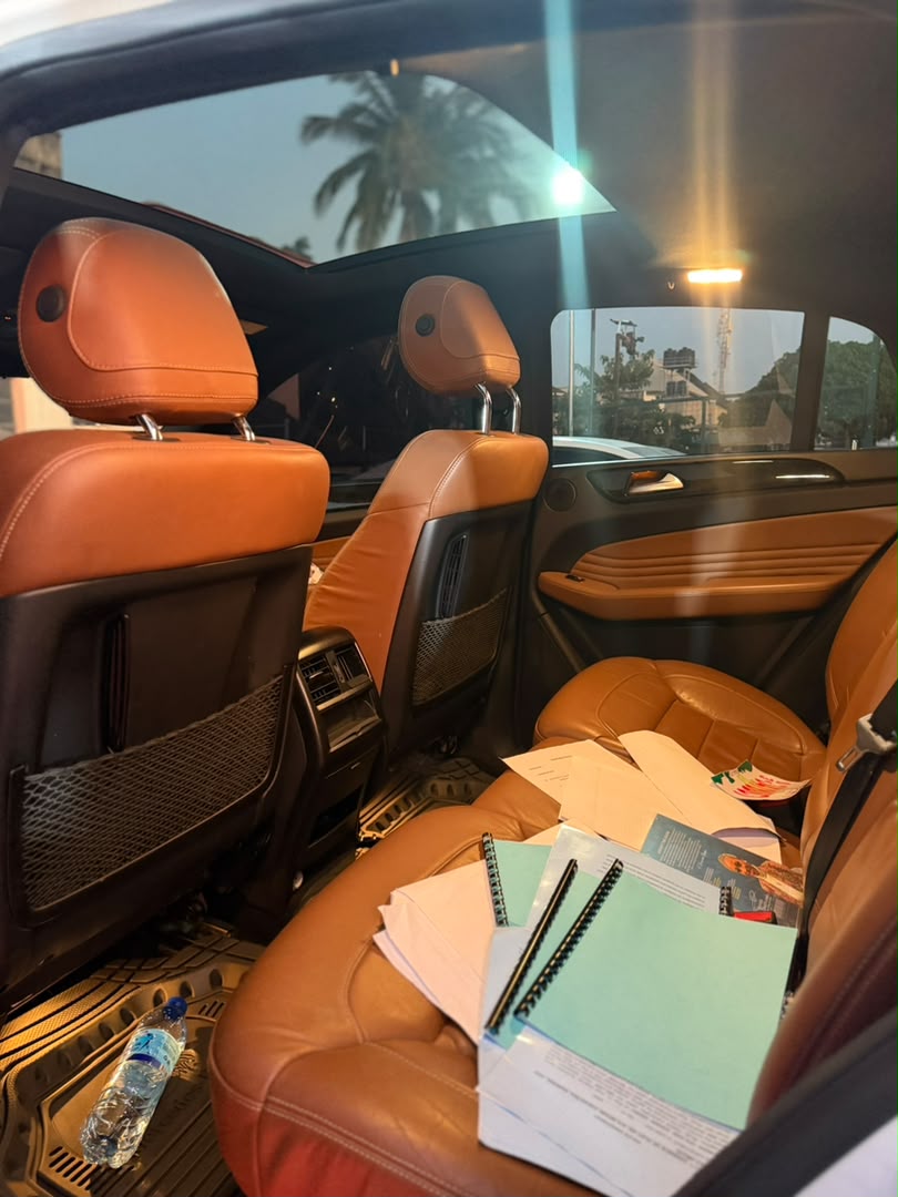 
								NEWLY ARRIVED CLEAN FOREIGN USED 2017 MERCEDES GLE43 AMG  PRICE: 74M full									