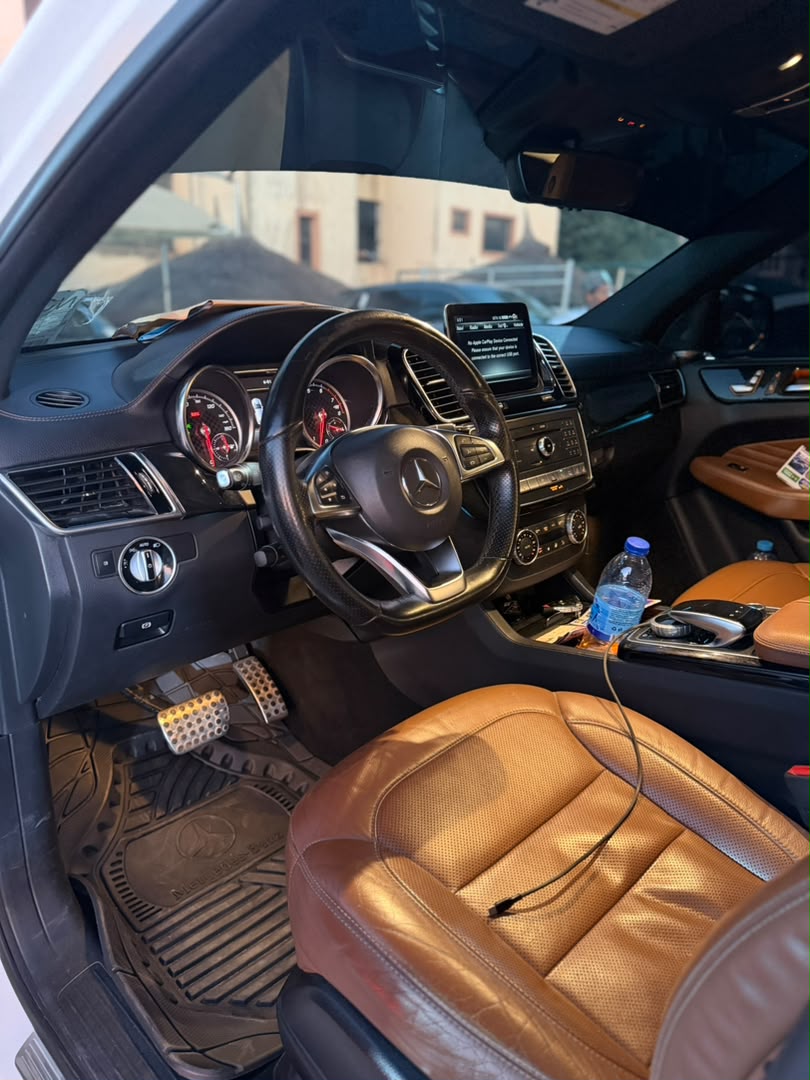 
								NEWLY ARRIVED CLEAN FOREIGN USED 2017 MERCEDES GLE43 AMG  PRICE: 74M full									