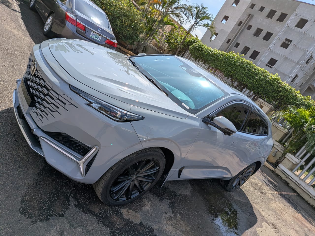 
								Foreign used Uni_k with just 33k km Fresh off the Container  We are taking 40m only full									