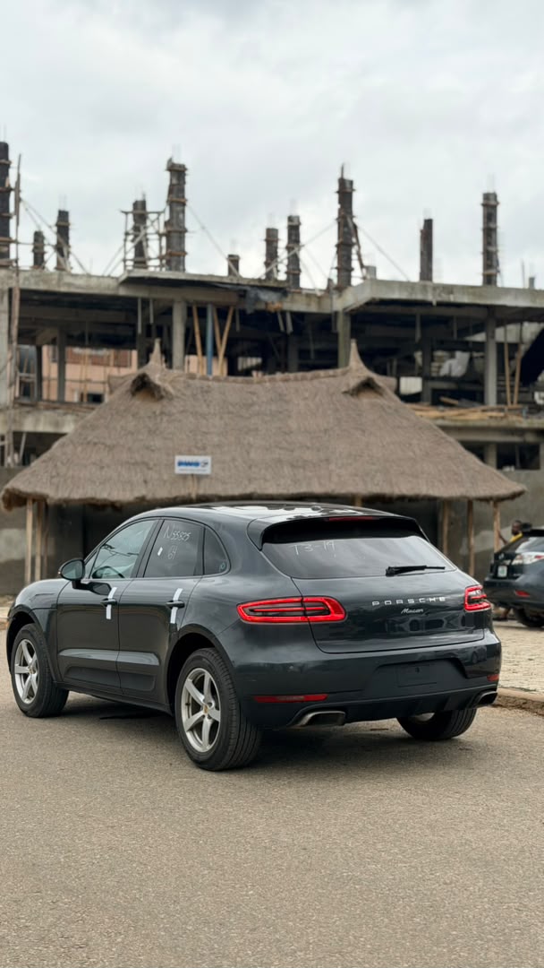 
								DIRECT BELGUIM 2018 PORSCHE MACAN S WITH FULL CUSTOMS DUTY ₦55m  Abuja full									