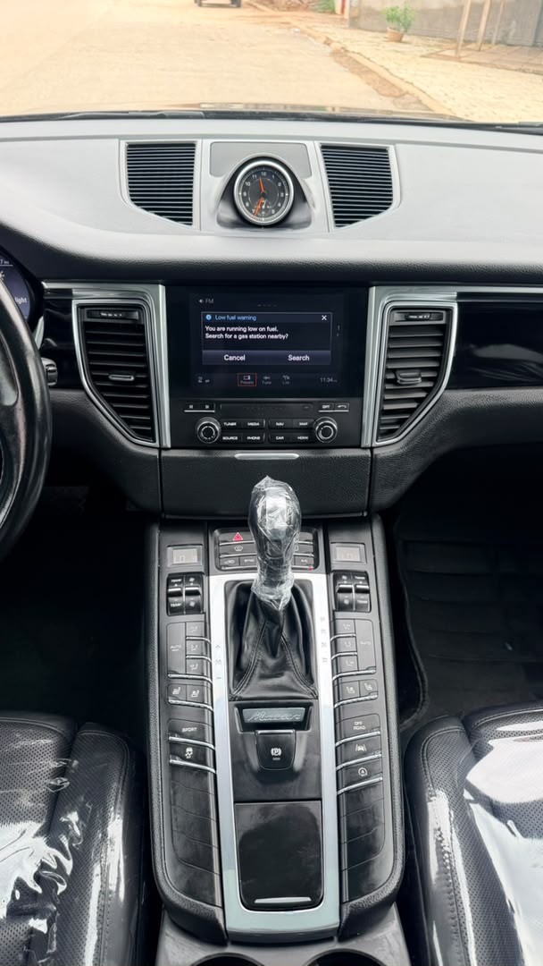 
								DIRECT BELGUIM 2018 PORSCHE MACAN S WITH FULL CUSTOMS DUTY ₦55m  Abuja full									