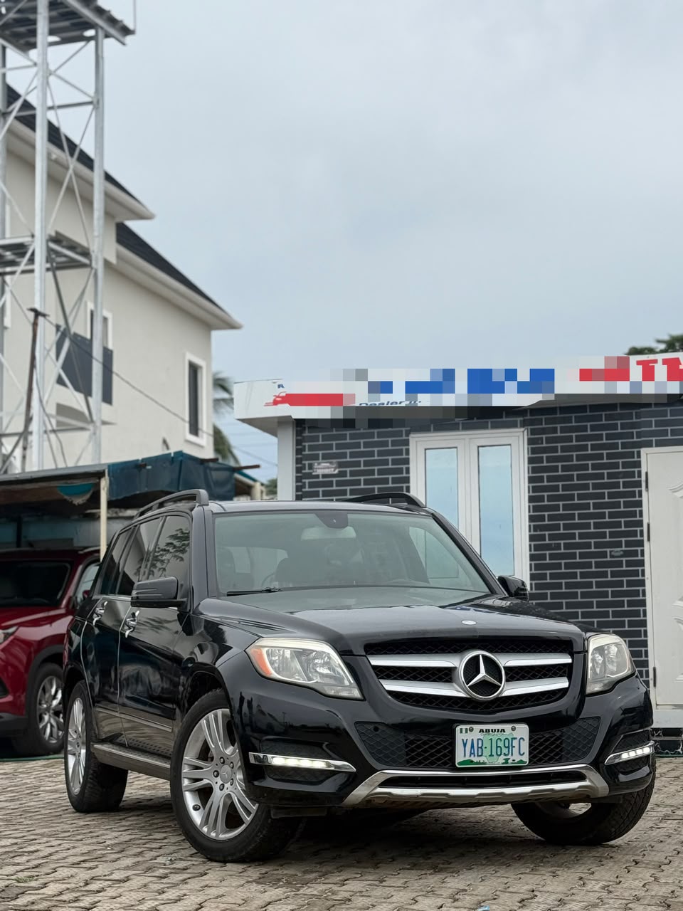
								Distress  few month  registered full  option Glk350 2014 model keyless entry sunroof reverse camera for 12.5m Abuja full									