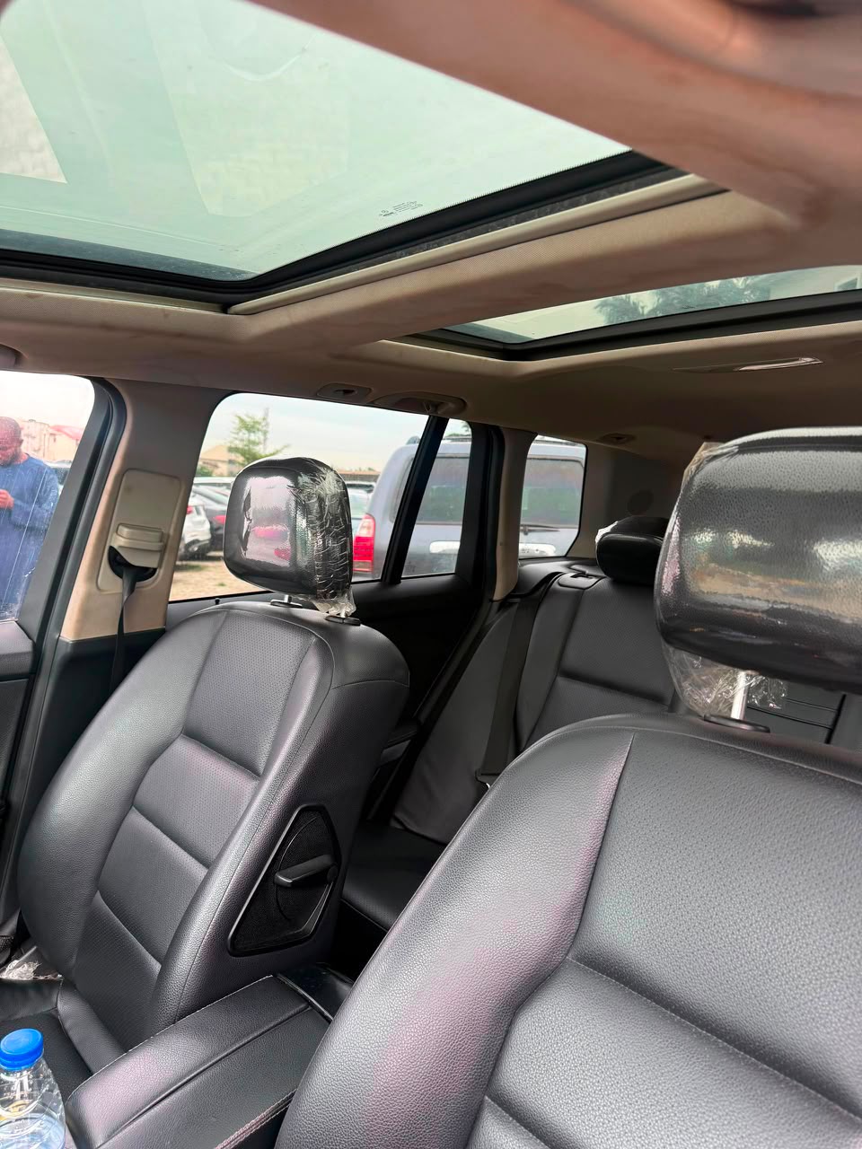 
								Distress  few month  registered full  option Glk350 2014 model keyless entry sunroof reverse camera for 12.5m Abuja full									