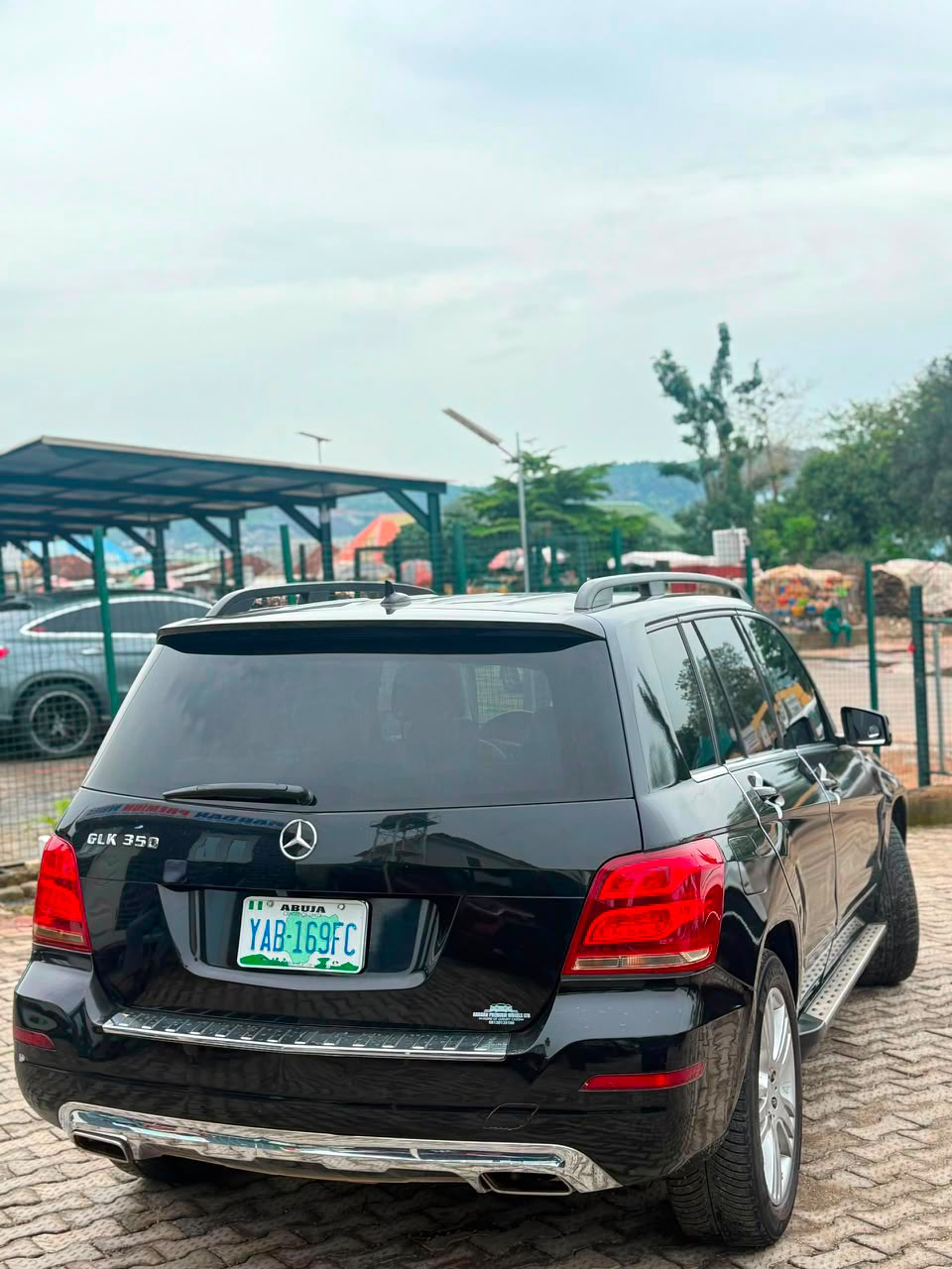 
								Distress  few month  registered full  option Glk350 2014 model keyless entry sunroof reverse camera for 12.5m Abuja full									