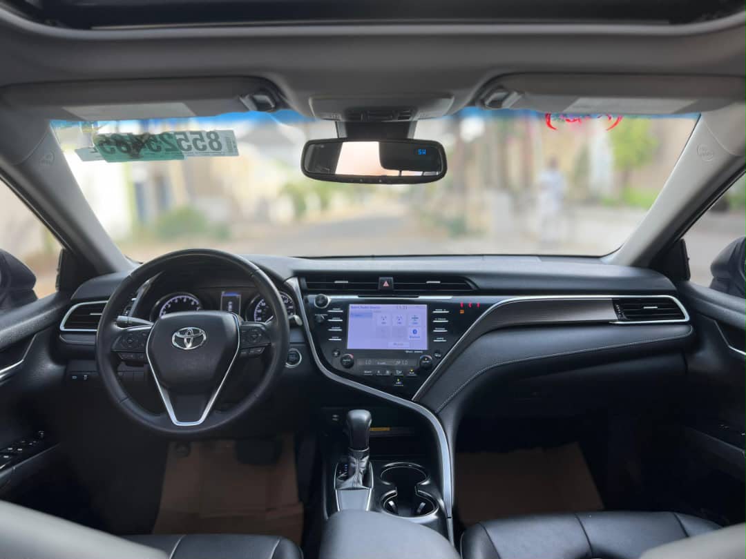 
								DISTRESS SELL ALERT 🚨   FOREIGN USED TOYOTA CAMRY SE 2018 KEYLESS WIRELESS CHARGER WITH DUTY LOCATION ABUJA PRICE 22M full									