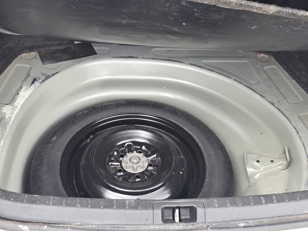 
								Foreign used Toyota Corolla 2015 model with original duty fully paid buy and drive absolutely nothing to fix  👉13m buyer settle 200k location Abacha Road nyanya Abuja deal Car is with me directly full									