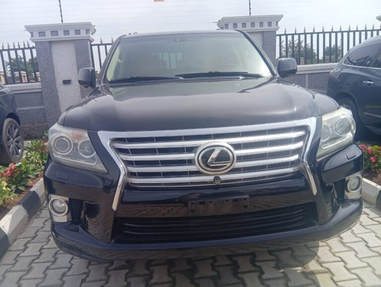 Distress Foreign used Lx570   With original custom duty  Going for 35m  Abuja deal
