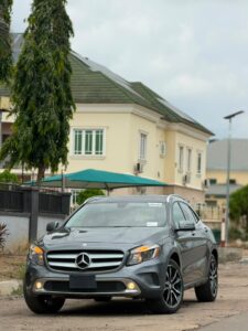 FOREIGN USED MERCEDES BENZ GLA250 Y 2016 FULLEST OPTION  FOR JUST 22M ABUJA
