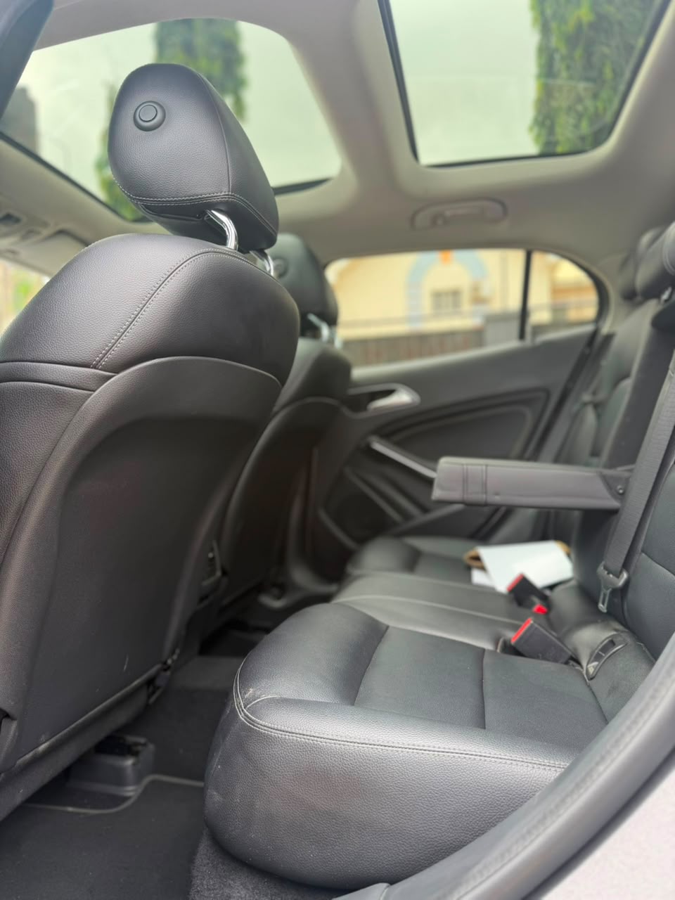 
								FOREIGN USED MERCEDES BENZ GLA250 Y 2016 FULLEST OPTION  FOR JUST 22M ABUJA full									