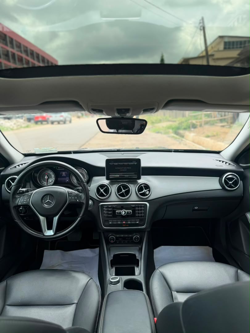 
								FOREIGN USED MERCEDES BENZ GLA250 Y 2016 FULLEST OPTION  FOR JUST 22M ABUJA full									