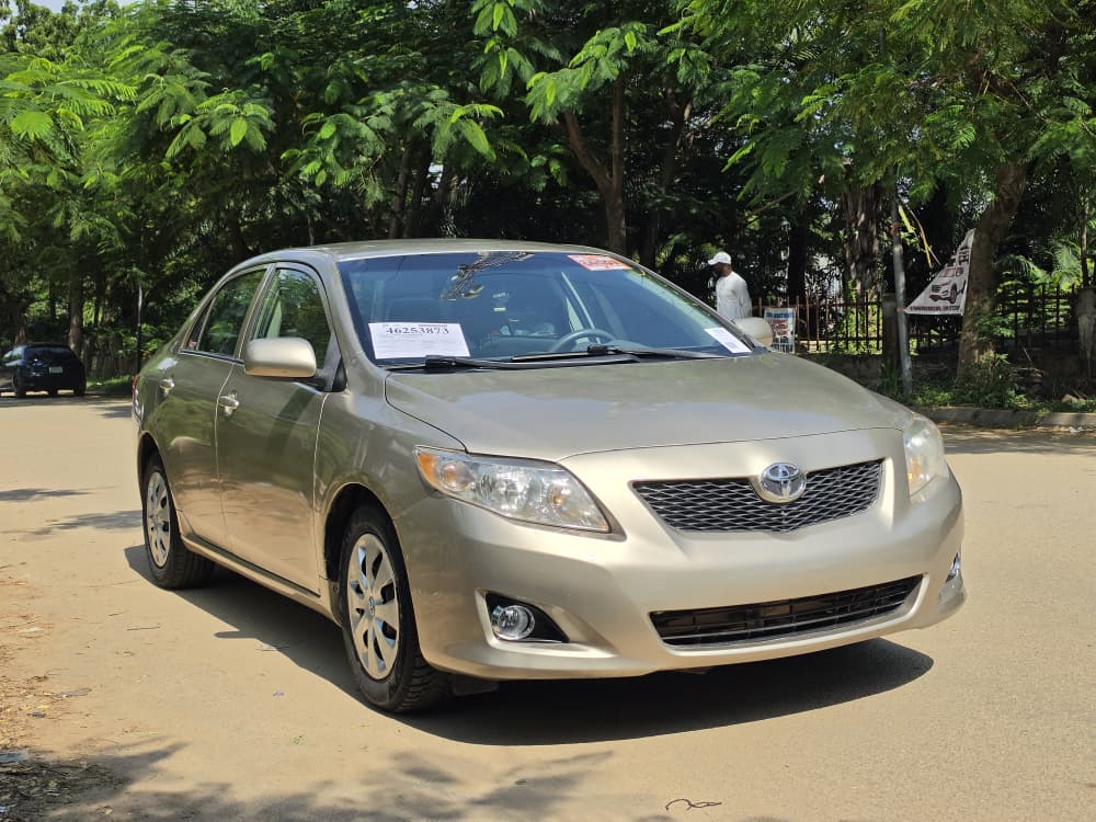 
								Awoof Deal: Extremely clean foreign used Toyota corolla LE 2010 n belt. Accident Free, going for just 9.8m with no single 9ja paint. full									