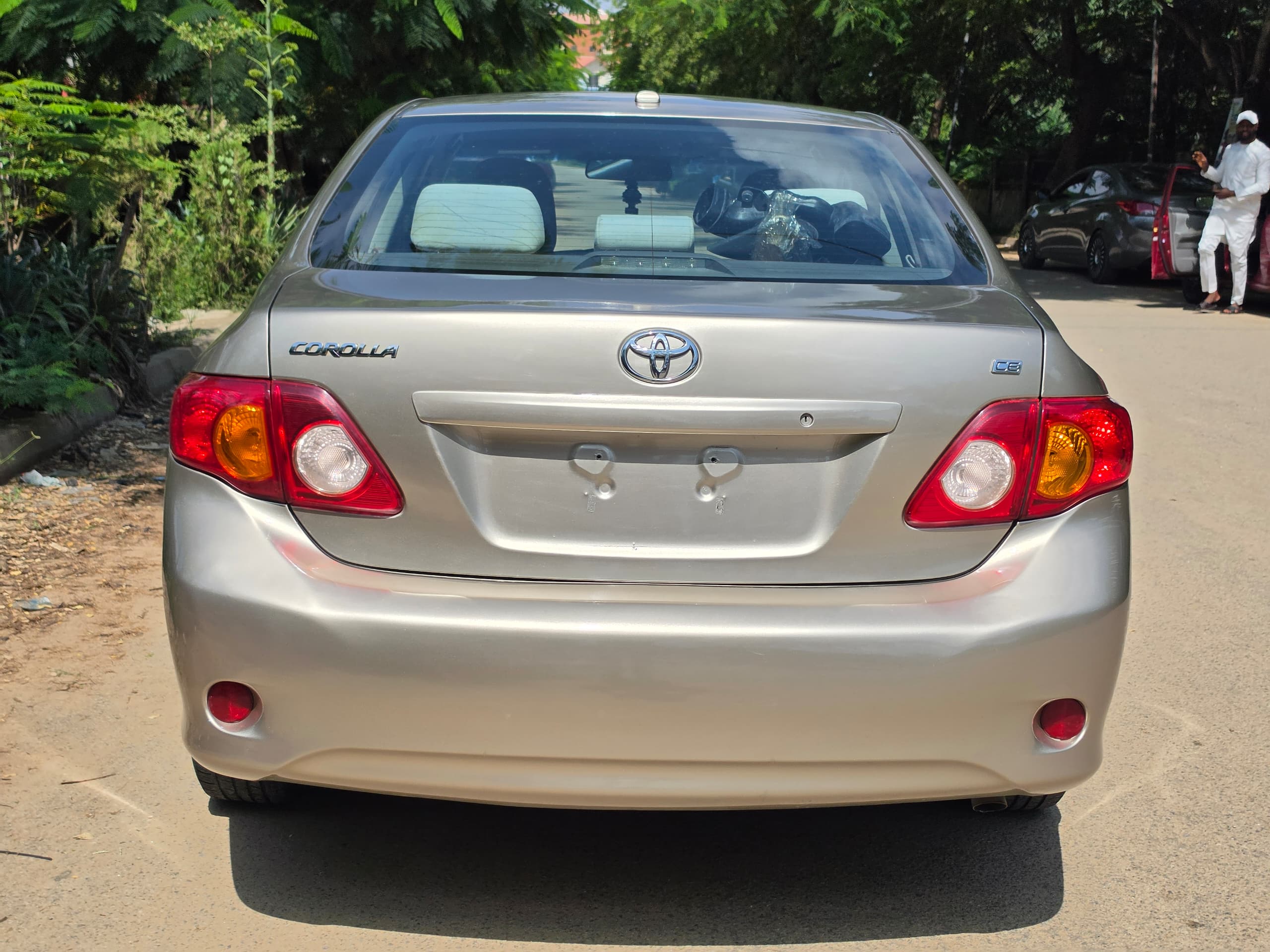 
								Awoof Deal: Extremely clean foreign used Toyota corolla LE 2010 n belt. Accident Free, going for just 9.8m with no single 9ja paint. full									