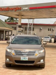 Buy this instead of Belgium ‼️ Very sharp 2010 Toyota Venza 4plugs ✅ Keyless ✅ Firstbody ✅ Power booth ✅ Accident free ✅  12.5m