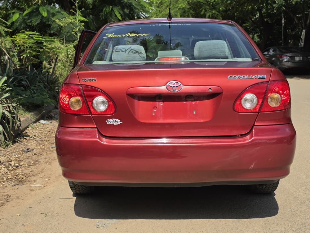 
								Extremely clean First body accident free foreign used 2006 Toyota corolla LE with july 2026 duty, nothing to fix going for just 8.8 only. Car na highest grade full									