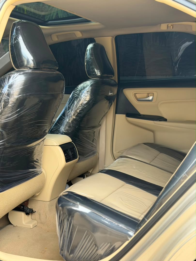 
								Toyota Camry 2015 XLE foreign used with original custom duty for  🏷️16M 📍Abuja full									