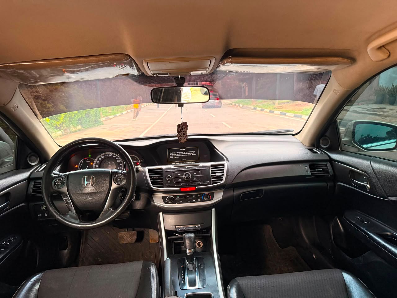 
								Distress ‼️‼️‼️ Belgium standard 2013 Honda Accord facelift to 2017 on N8.8M only full									