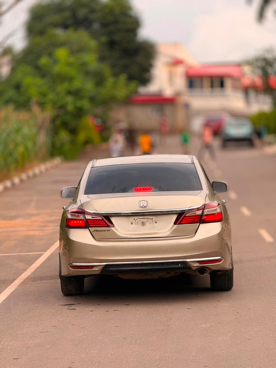 
								Distress ‼️‼️‼️ Belgium standard 2013 Honda Accord facelift to 2017 on N8.8M only full									