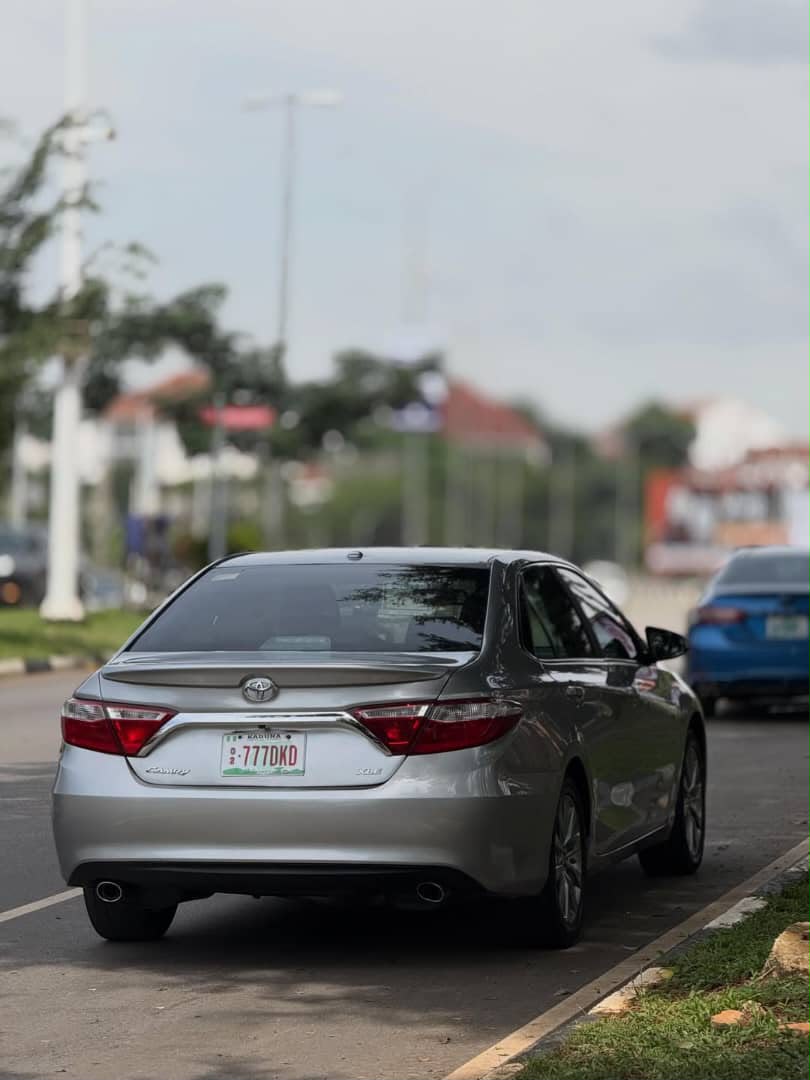 
								UP FOR SALE‼️‼️‼️ FOREIGN USED TOYOTA CAMRY XLE V6 2015 MODEL WITH ORIGINAL CUSTOM DUTY GOING FOR JUST ₦18,900,000 ONLY LOCATION ABUJA full									