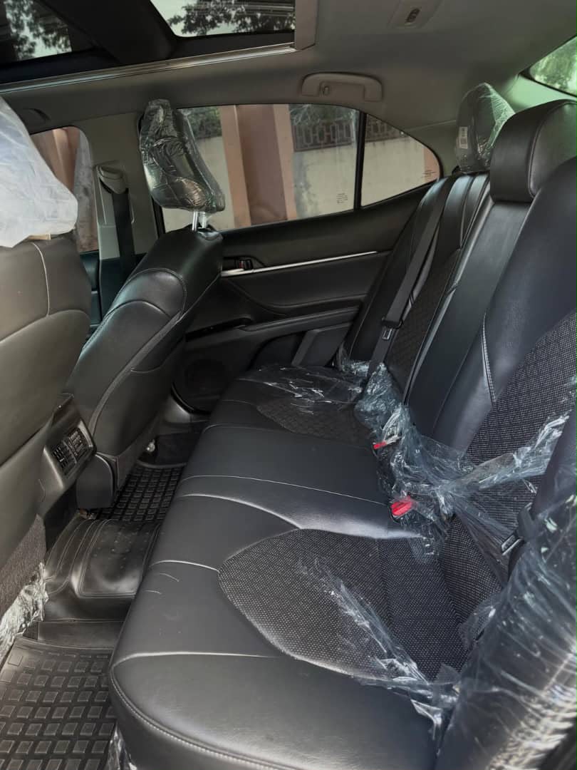 
								UP FOR SALE‼️‼️‼️ EXTREMELY CLEAN TOYOTA CAMRY XSE V6 2018 MODEL WITH ORIGINAL CUSTOM DUTY GOING FOR JUST ₦27,500,000 ONLYLOCATION ABUJA full									