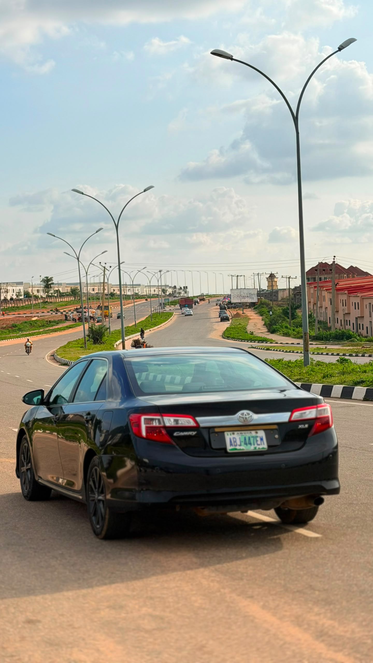 
								BELGIUM GRADE 2014 TOYOTA CAMRY XLE WITH PUSH TO START, UNSCREWED ENGINE AND GEAR⚙️,SUNROOF,REAR AC VENT FIRST BODY,LEATHER SEATS AND VERIFIED DOCUMENTS VALID FOR 11 MILLION NAIRA ONLY full									