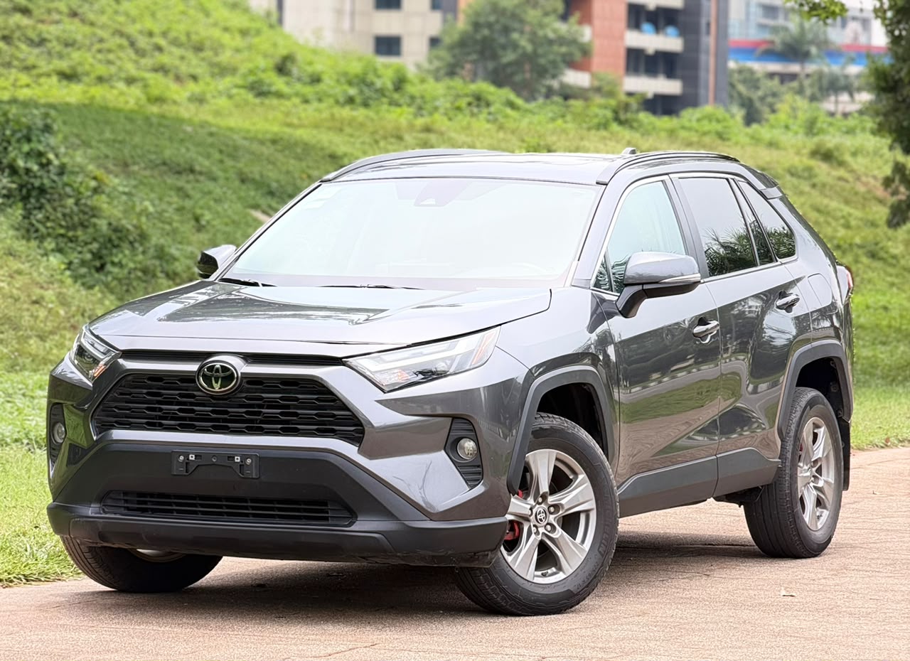 
								Just EnTeReD🚀  FOREIGN USED 2024 TOYOTA RAV4 XLE Available In MinT ComDiTioN….  PRICE; 37.5M OnLy💰   Keyless✅ sunroof✅ Durability✅ Fuel efficiency✅ 4plugs engine✅Custom Duty  AbuJa LoKaTioN full									