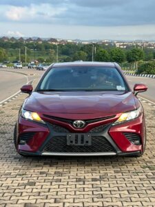 Foreign used Toyota Camry 2018 model, low mileage, custom duty fully paid accident free, everything is in good condition going for 19.5m Abuja deal