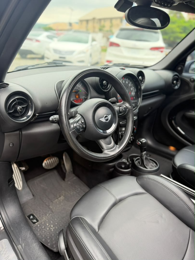 
								CLEAN FOREIGN USED 2015 MINI COOPER SPORT  PRICE: 13.5M full									