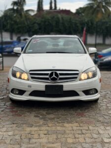SUPER CLEAN FOREIGN USED 2009 MERCEDES C350  PRICE: 9M