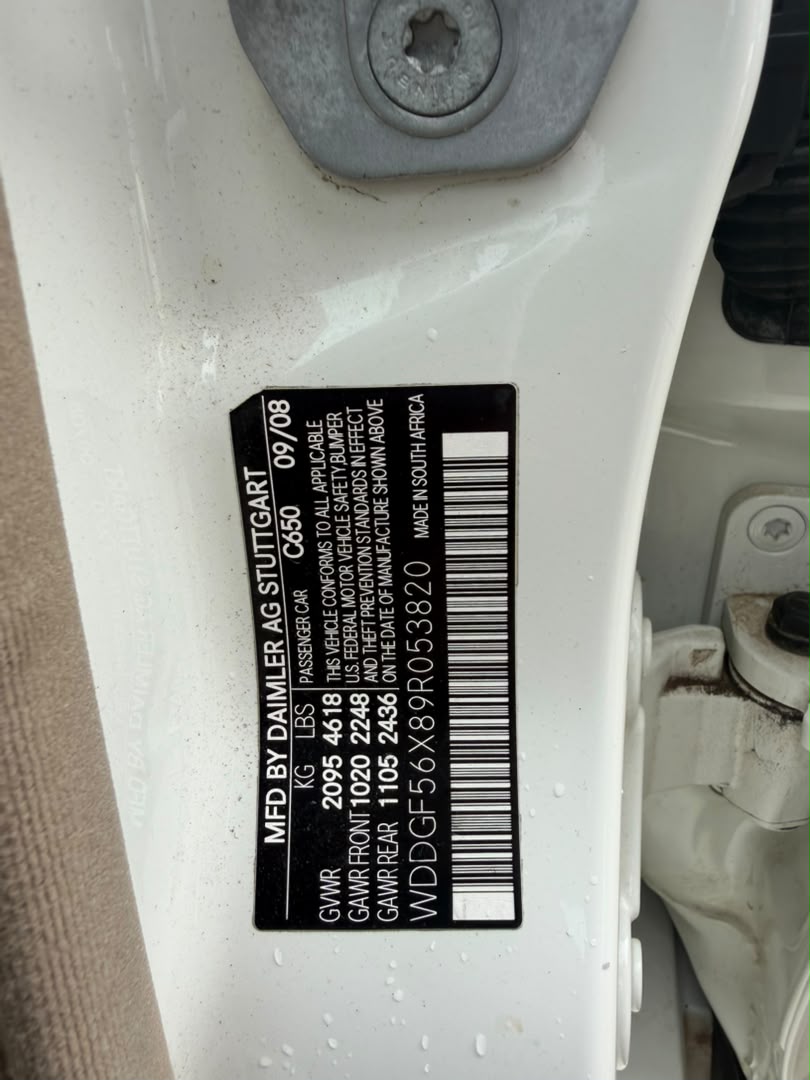 
								SUPER CLEAN FOREIGN USED 2009 MERCEDES C350  PRICE: 9M full									