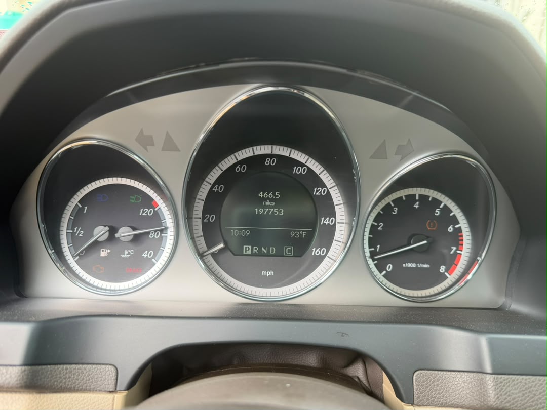 
								SUPER CLEAN FOREIGN USED 2009 MERCEDES C350  PRICE: 9M full									