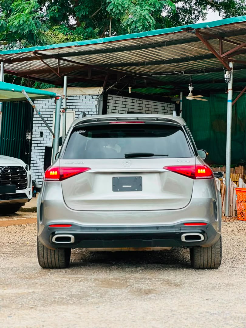 
								Foreign used 2021 GLE450 Benz for 140m Abuja full									