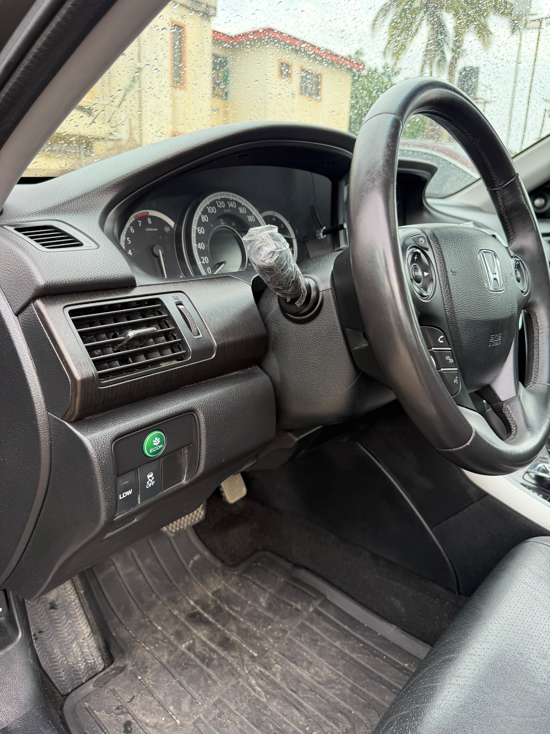
								QUICK SALE!! 🚨  Foreign Used Honda Accord 2013 Extremely clean • Full option • Everything working perfectly • Buy & Drive  💰 ₦14.5 Million 📍 Abuja full									