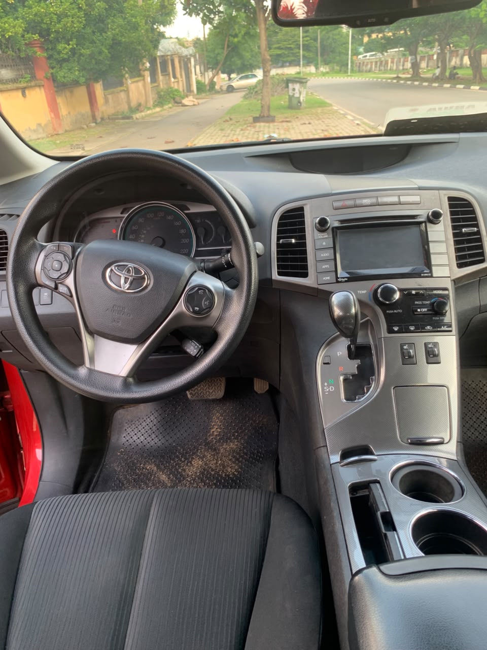 
								Foreign used Toyota Venza 2015 model AWF with fuLL CUSTOM duty available 18m NGN abujadeal full									
