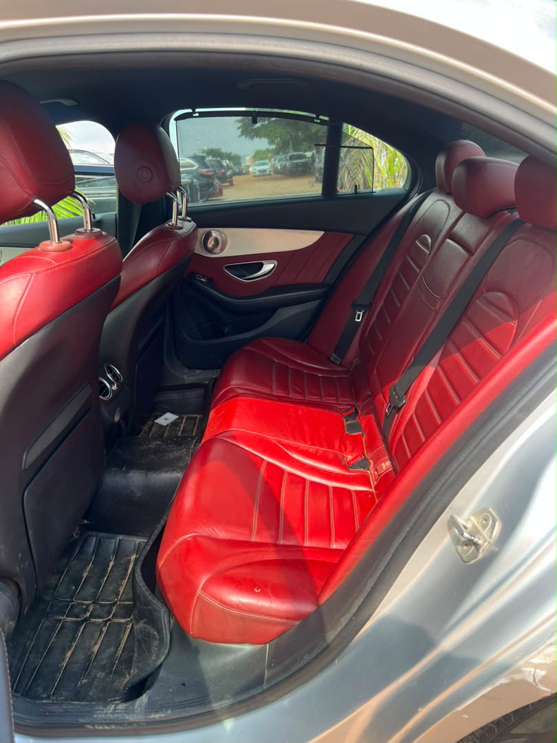 
								Distress Sell Neatly Used Mercedes Benz C300 2016 for just 7.9m Abuja full									