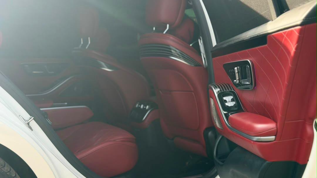 
								Distress Foreign used 2021 S580 for 120m Abuja full									
