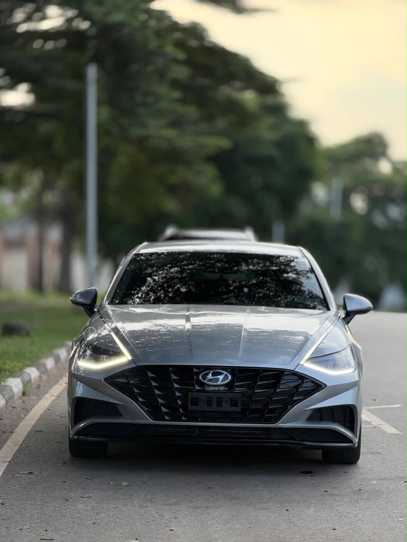 
								UP FOR SALE‼️‼️‼️ FOREIGN USED HYUNDAI SONATA 2020 MODEL WITH ORIGINAL DUTY GOING FOR ₦23,000,000 ONLY LOCATION ABUJA full									