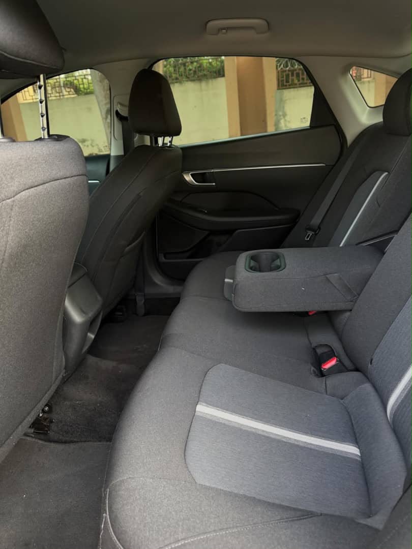 
								UP FOR SALE‼️‼️‼️ FOREIGN USED HYUNDAI SONATA 2020 MODEL WITH ORIGINAL DUTY GOING FOR ₦23,000,000 ONLY LOCATION ABUJA full									