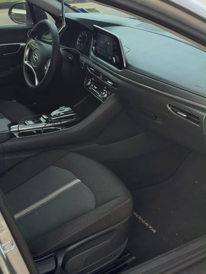 
								UP FOR SALE‼️‼️‼️ FOREIGN USED HYUNDAI SONATA 2020 MODEL WITH ORIGINAL DUTY GOING FOR ₦23,000,000 ONLY LOCATION ABUJA full									