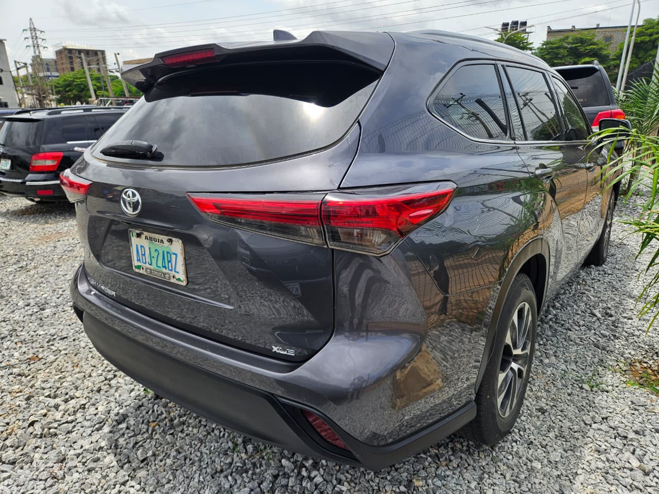 
								Quick Sale Toyota Highlander 2023 XLE With Untempered Engine and Gear, Ac is freezing 🥶 with Original Duty~ 🏷️33.5M Net 📍Abuja Deal full									