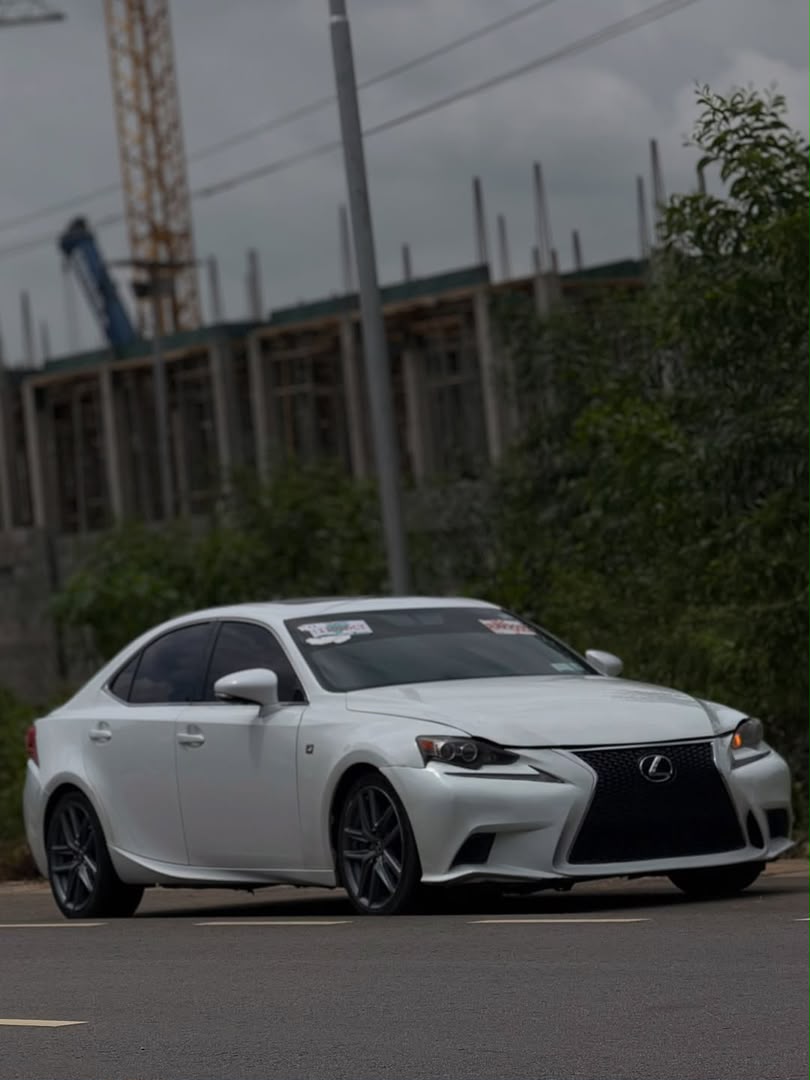 
								Super clean foreign used Lexus IS300 Fsport 2016   Original Duty📃  Price: N22,000,000 million naira only   Abuja deal📍  Nationwide Delivery after thorough inspection and full payment 💰🚚 full									