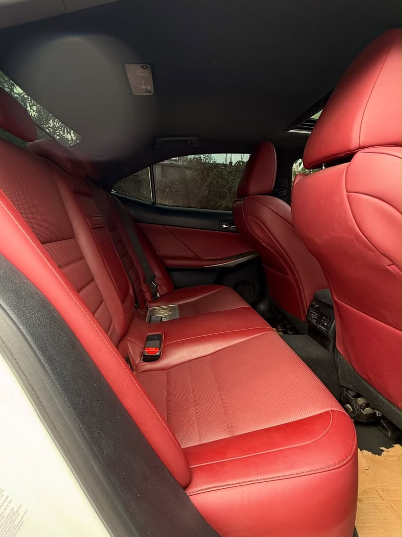 
								Super clean foreign used Lexus IS300 Fsport 2016   Original Duty📃  Price: N22,000,000 million naira only   Abuja deal📍  Nationwide Delivery after thorough inspection and full payment 💰🚚 full									