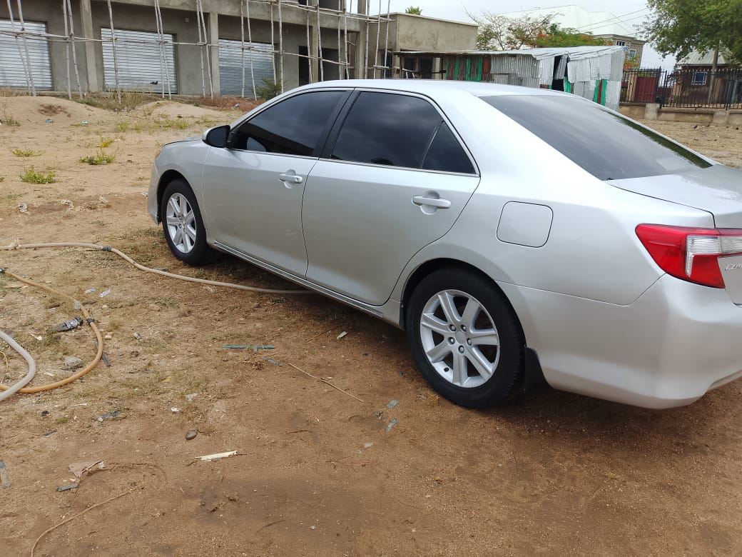 
								Direct Belgium equivalent toyota camry2014 model just few months used @8,2m to the owner buyer settle 100k Abuja full									