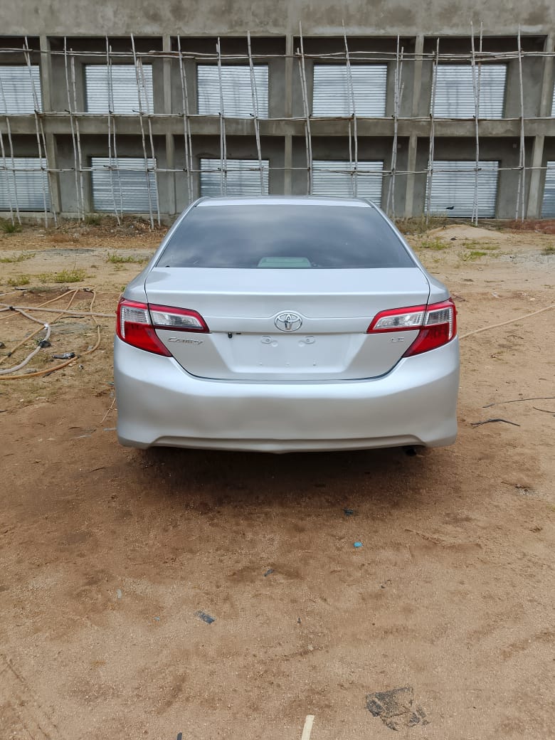 
								Direct Belgium equivalent toyota camry2014 model just few months used @8,2m to the owner buyer settle 100k Abuja full									